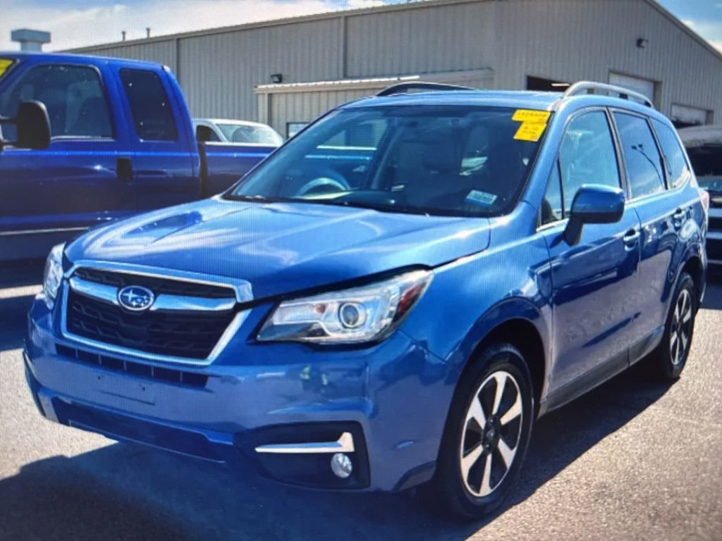 Used 2017 Subaru Forester 2.5i Limited image 1