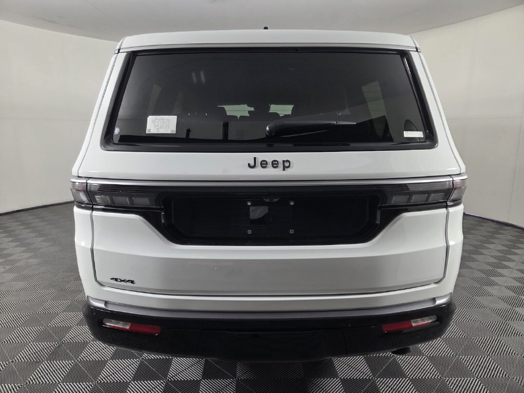 New 2026 Jeep Grand Wagoneer 4WD image 6