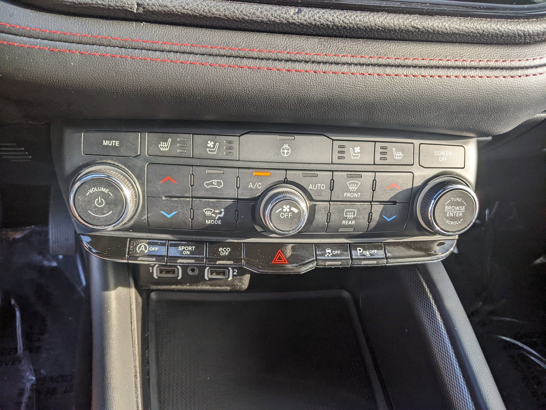 Used 2024 Dodge Durango GT image 30