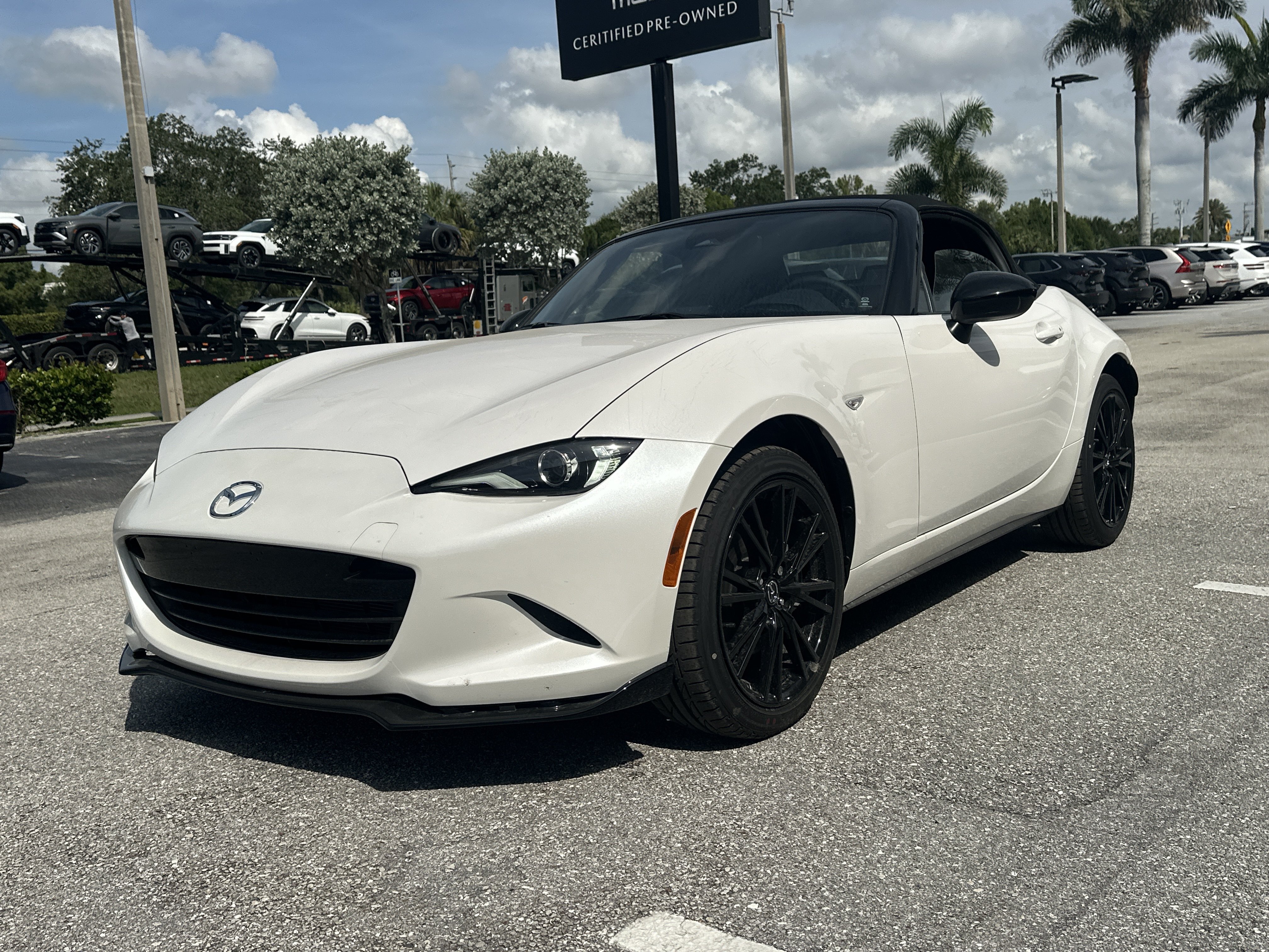 New 2026 MAZDA MX-5 Miata Club w/ Interior Package RWD image 5