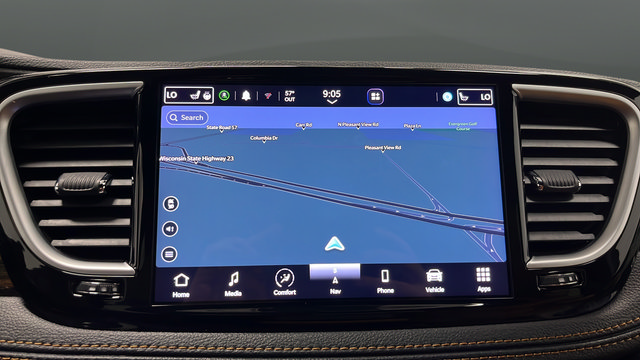Used 2023 Chrysler Pacifica Pinnacle FWD image 15