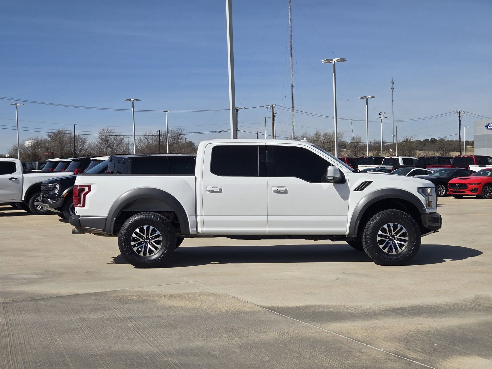 Used 2020 Ford F150 Raptor w/ Equipment Group 802A Luxury image 7