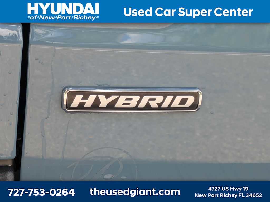 Used 2022 Ford Maverick XLT image 14