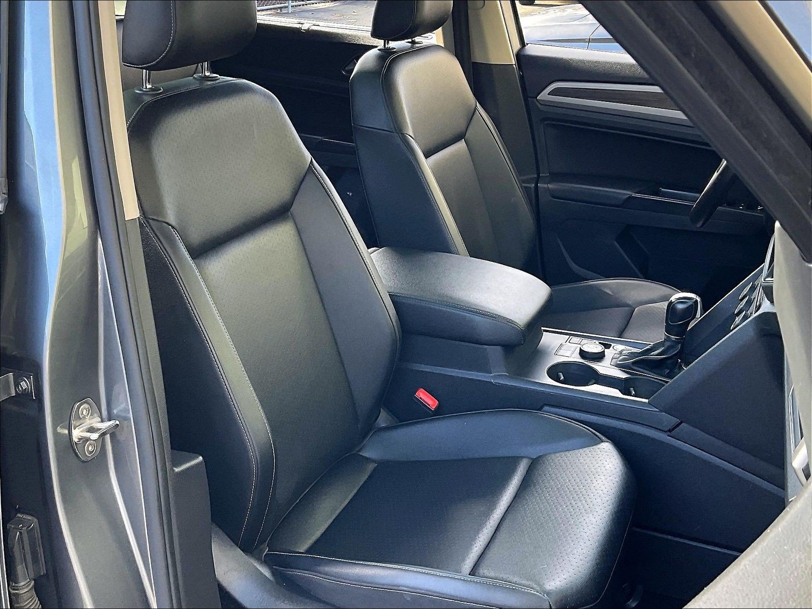 Used 2019 Volkswagen Atlas SE w/ Panoramic Sunroof Package AWD/4WD image 6