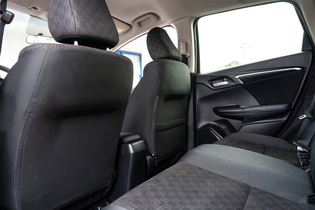 Used 2015 Honda Fit LX image 29