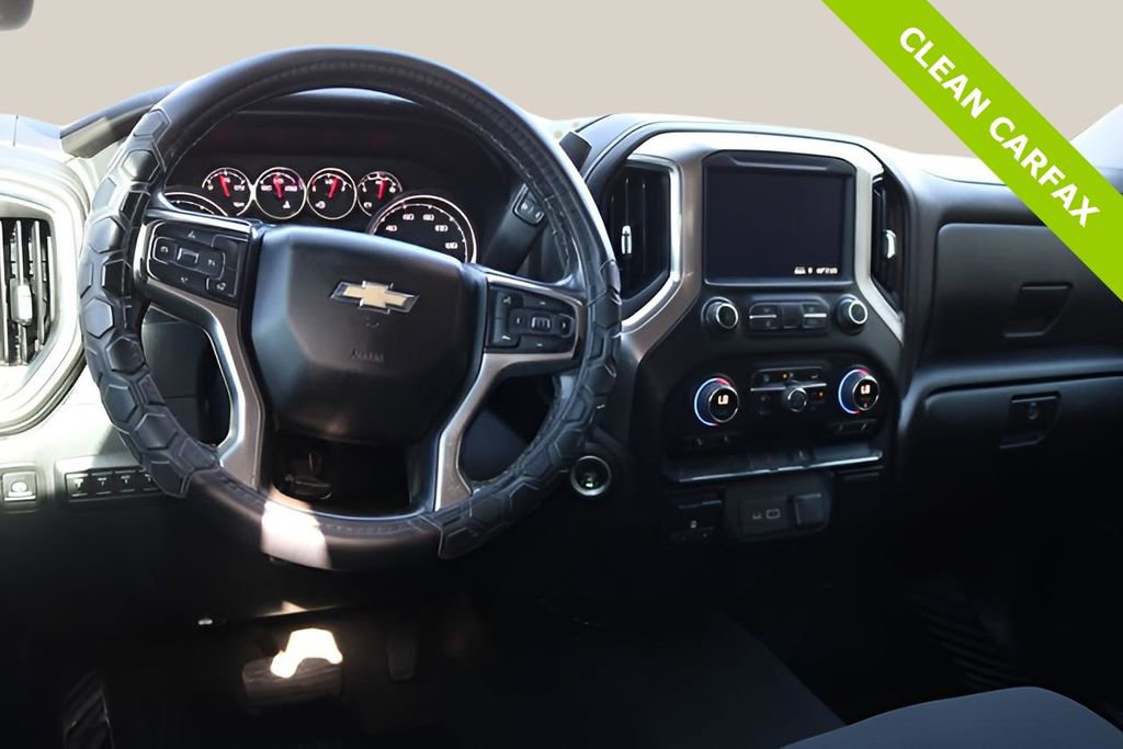 Used 2022 Chevrolet Silverado 3500 LT w/ Convenience Package image 15