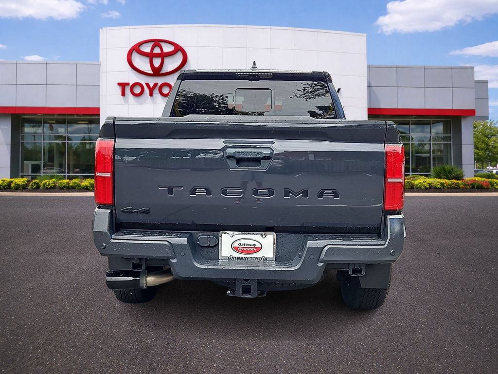 Used 2024 Toyota Tacoma TRD Off-Road w/ TRD Off Road Premium Package AWD/4WD image 5
