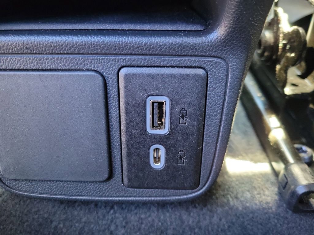 Used 2024 Buick Encore GX Preferred FWD image 13