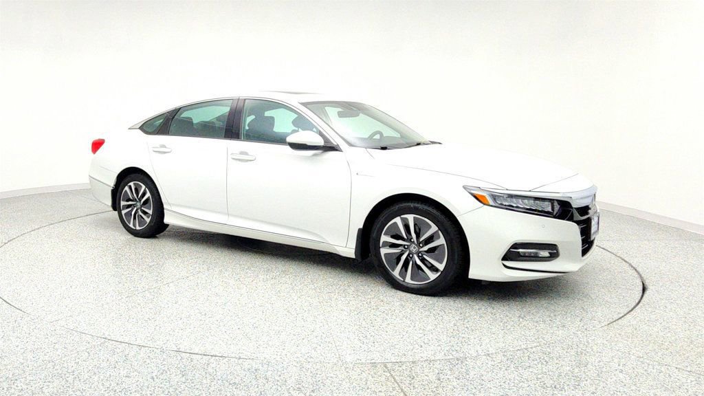 Used 2019 Honda Accord Touring image 3