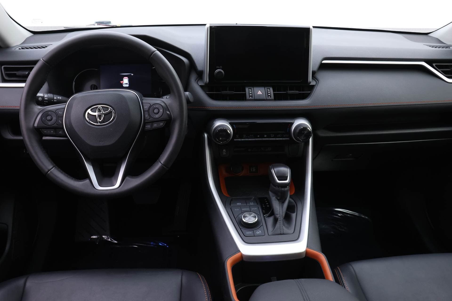 Used 2024 Toyota RAV4 Adventure image 5