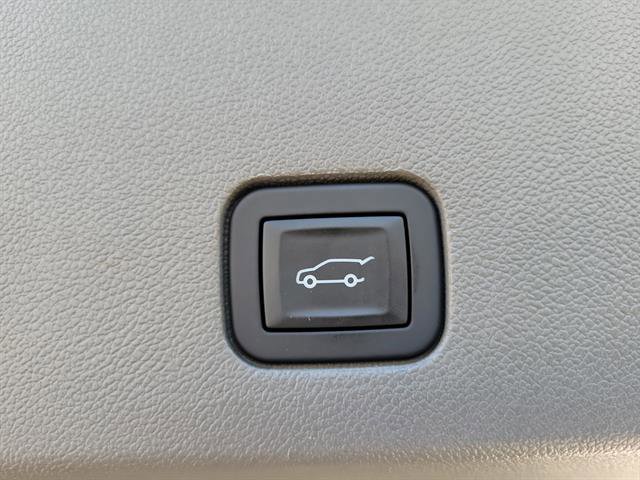 Certified 2025 Cadillac XT6 Premium Luxury w/ Technology Package image 14