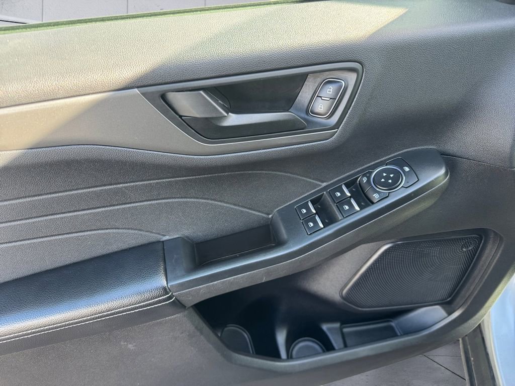 Used 2024 Ford Escape Active image 12