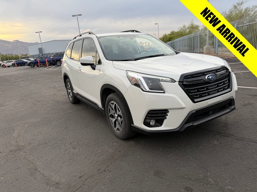 Used 2024 Subaru Forester Premium AWD/4WD image 1