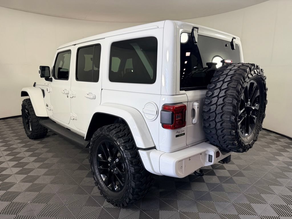 Used 2020 Jeep Wrangler Unlimited Sahara AWD/4WD image 10