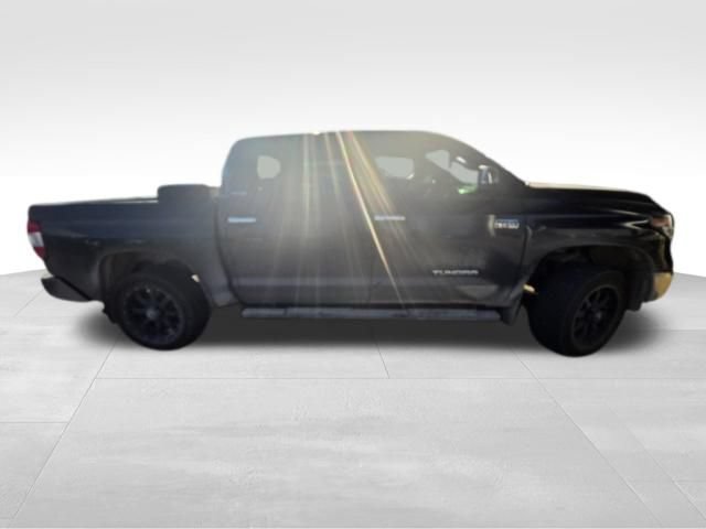 Used 2021 Toyota Tundra Limited w/ Limited Premium Package AWD/4WD image 5