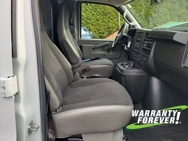 Used 2024 GMC Savana 2500 w/ Driver Convenience Package image 14