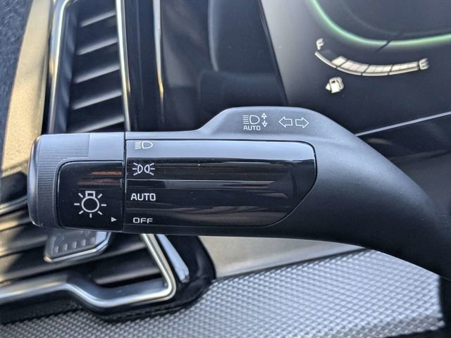 Used 2023 Kia Sportage LX image 25