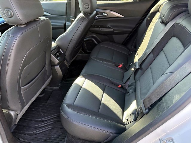 Used 2024 Chevrolet Equinox EV LT FWD image 14