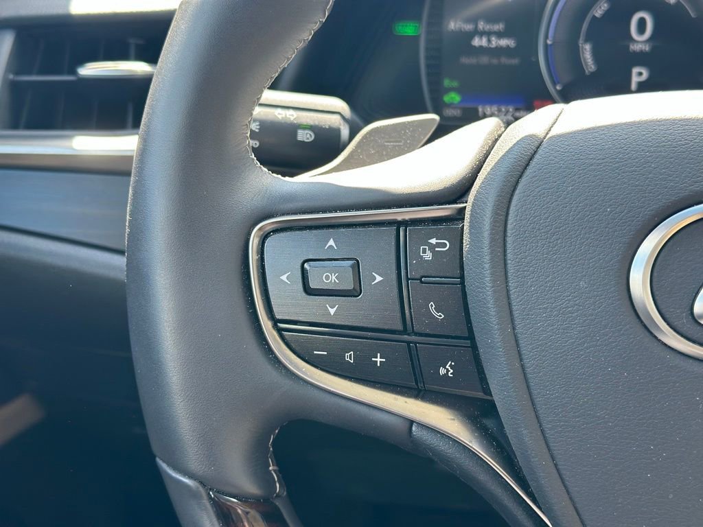 Used 2021 Lexus ES 300h w/ Premium Package image 11