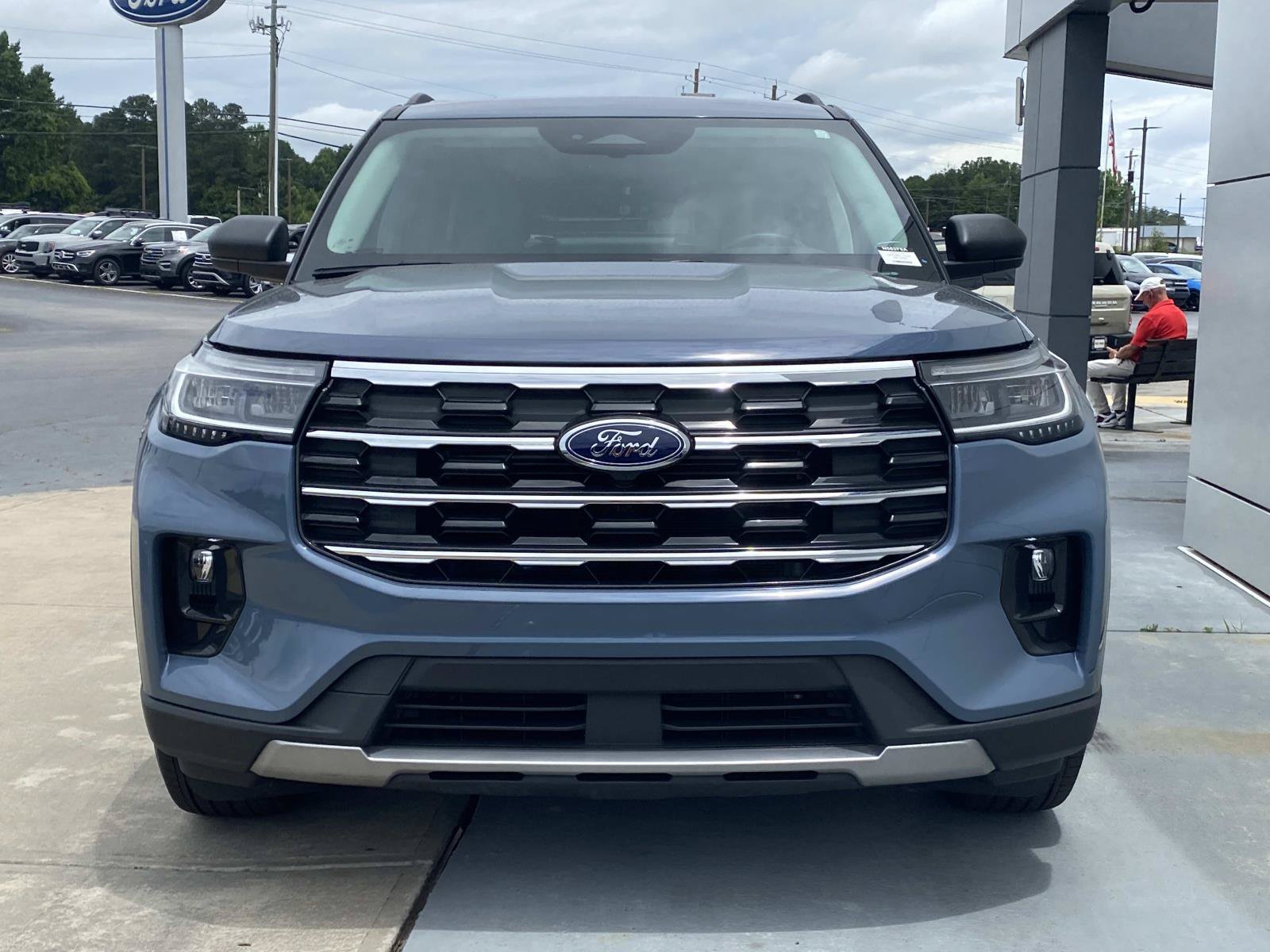 Used 2025 Ford Explorer Active w/ Active Comfort Package AWD/4WD image 12