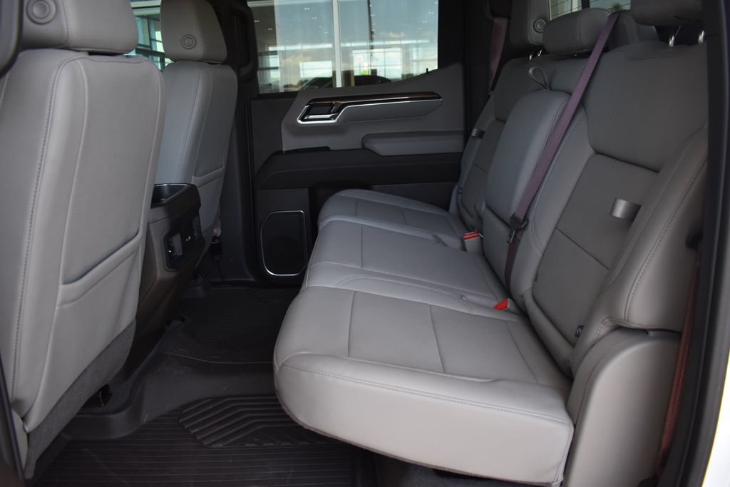 Used 2023 Chevrolet Silverado 1500 RST w/ Convenience Package II AWD/4WD image 13