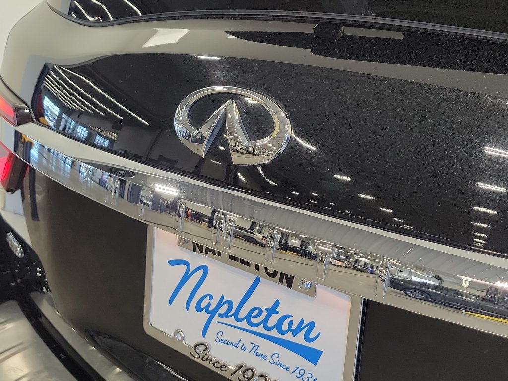 Used 2023 INFINITI QX80 Sensory w/ All-Season Package AWD/4WD image 7