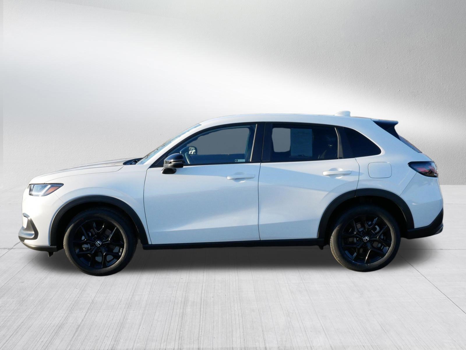 Used 2024 Honda HR-V Sport image 4