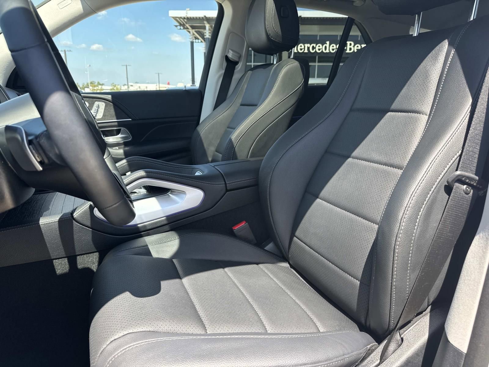 Used 2025 Mercedes-Benz GLE 450e 4MATIC image 16