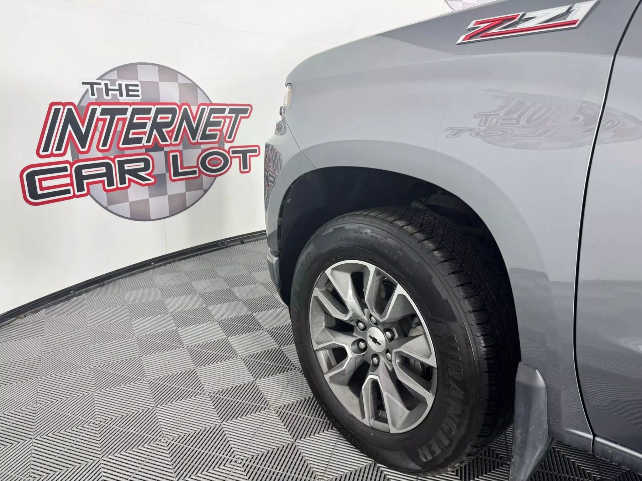 Used 2021 Chevrolet Silverado 1500 RST image 25