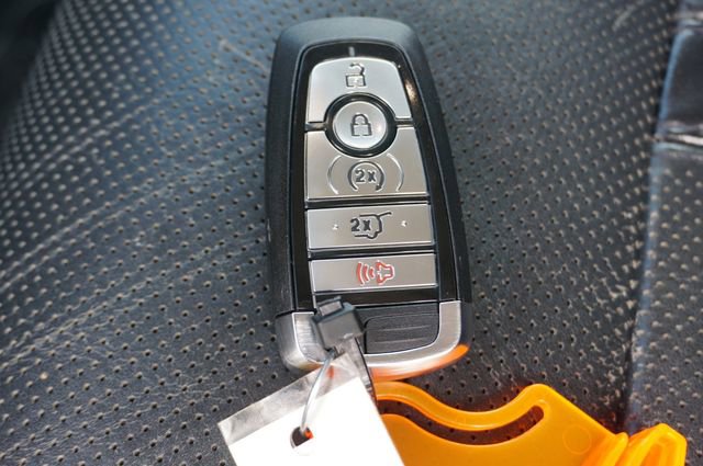 Certified 2019 Ford Expedition Max Platinum RWD image 25