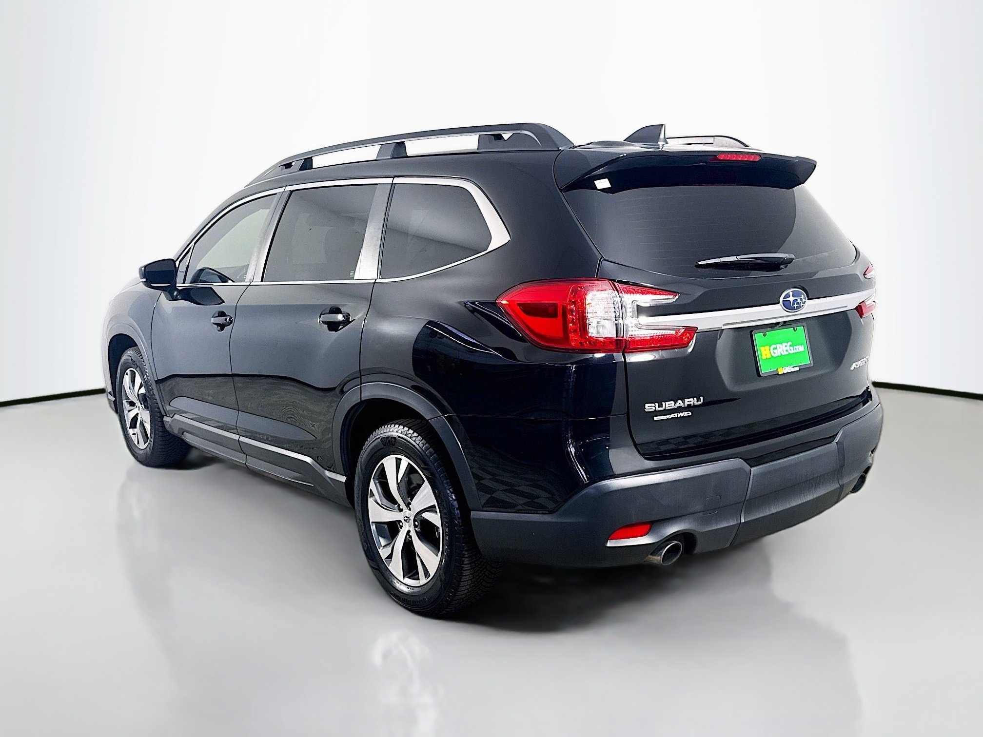 Used 2024 Subaru Ascent Premium AWD/4WD image 7