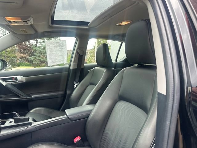 Used 2012 Lexus CT 200h Premium FWD image 17