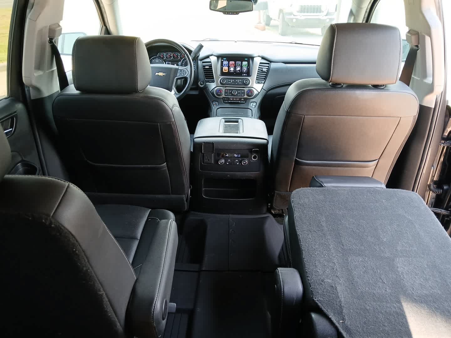 Used 2018 Chevrolet Suburban Premier AWD/4WD image 69