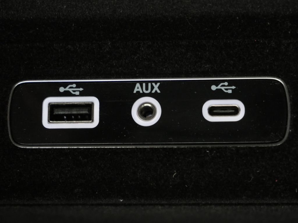 Used 2020 Alfa Romeo Stelvio AWD w/ Cold Weather Package image 22