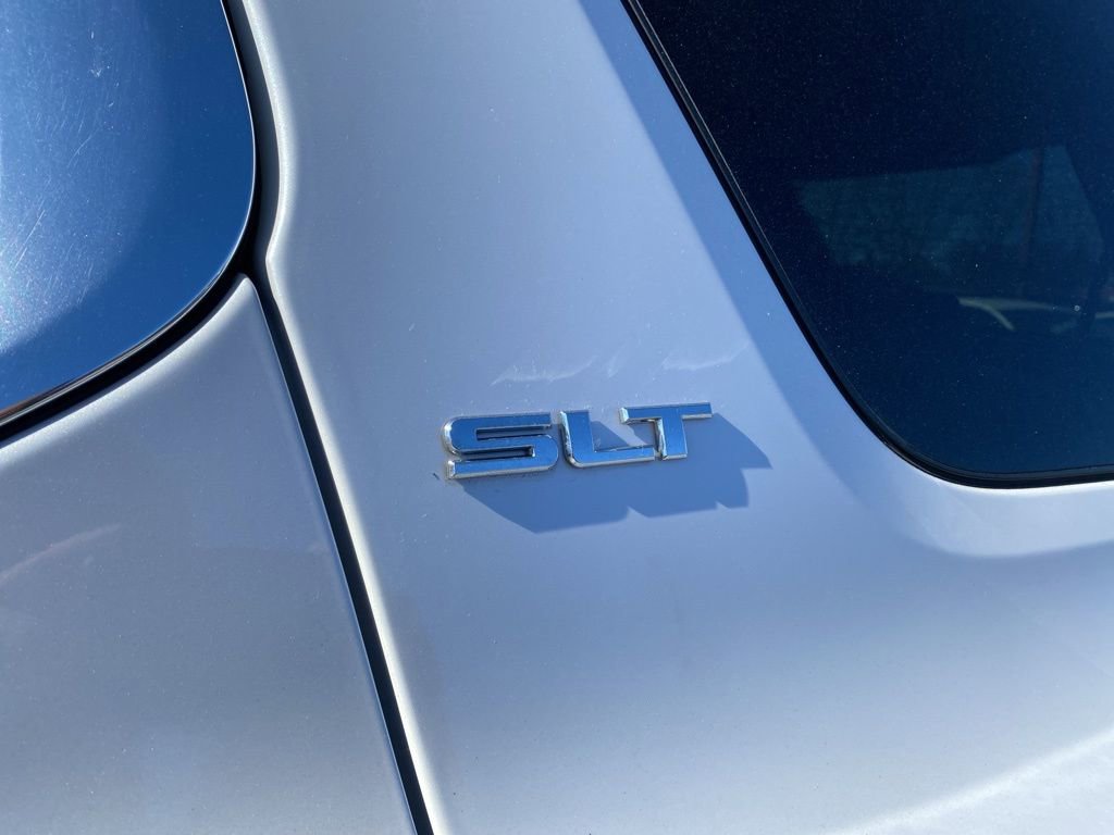 Used 2019 GMC Acadia SLT image 25