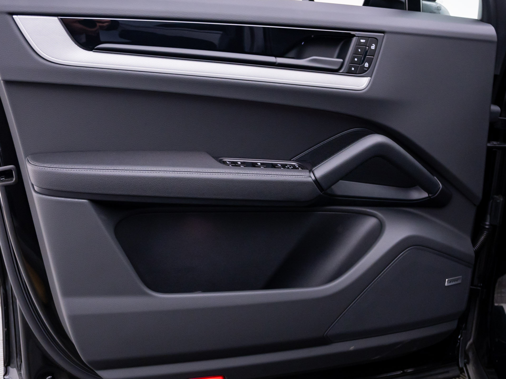 New 2026 Porsche Cayenne AWD/4WD image 14