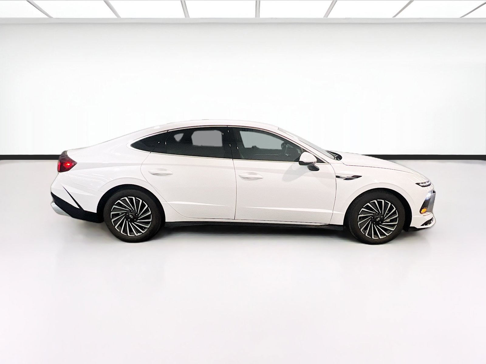 Used 2024 Hyundai Sonata SEL FWD image 23