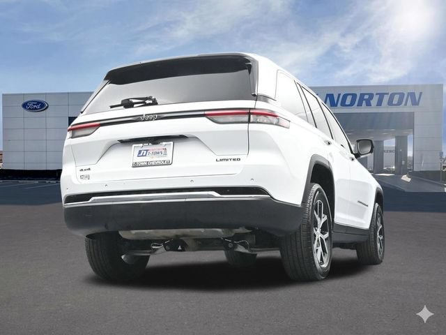 Used 2024 Jeep Grand Cherokee Limited w/ Trailer Tow Package AWD/4WD image 48