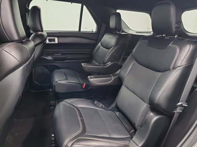 Used 2020 Ford Explorer ST w/ ST High-Performance Pack AWD/4WD image 11