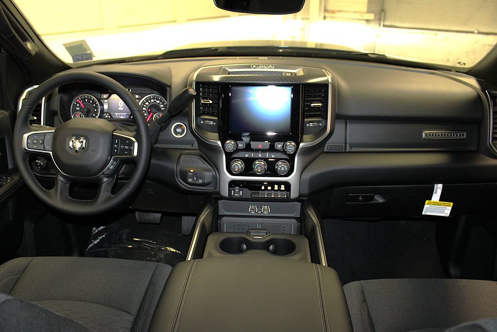 New 2026 RAM 2500 Big Horn AWD/4WD image 9
