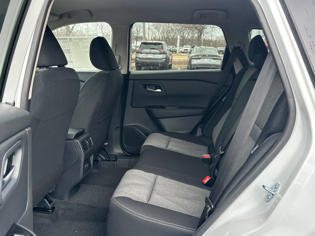 New 2026 Nissan Rogue SV AWD/4WD image 13