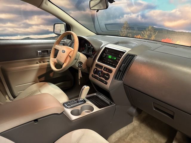 Used 2009 Ford Edge SE image 36