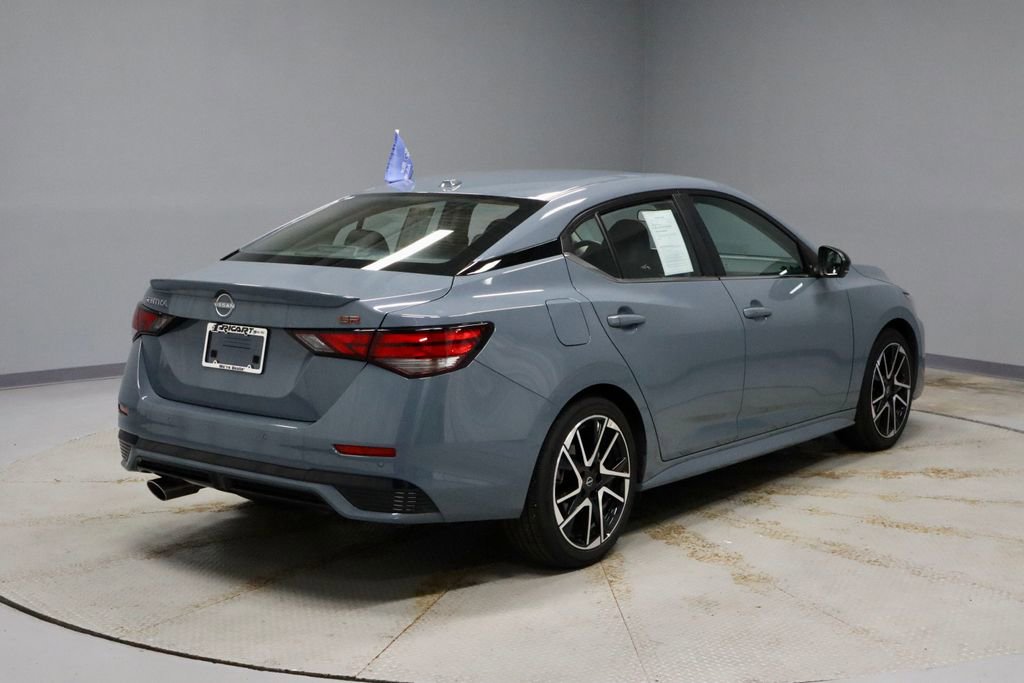 Certified 2025 Nissan Sentra SR w/ SR Premium Package image 10