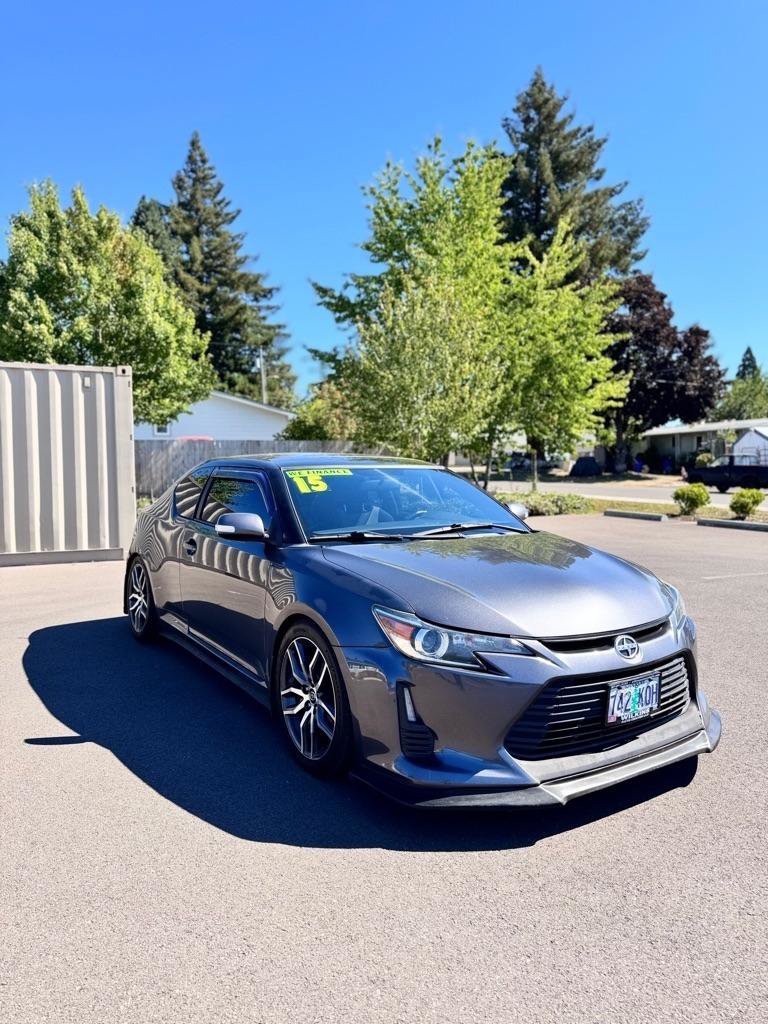 Used 2015 Scion tC FWD image 3