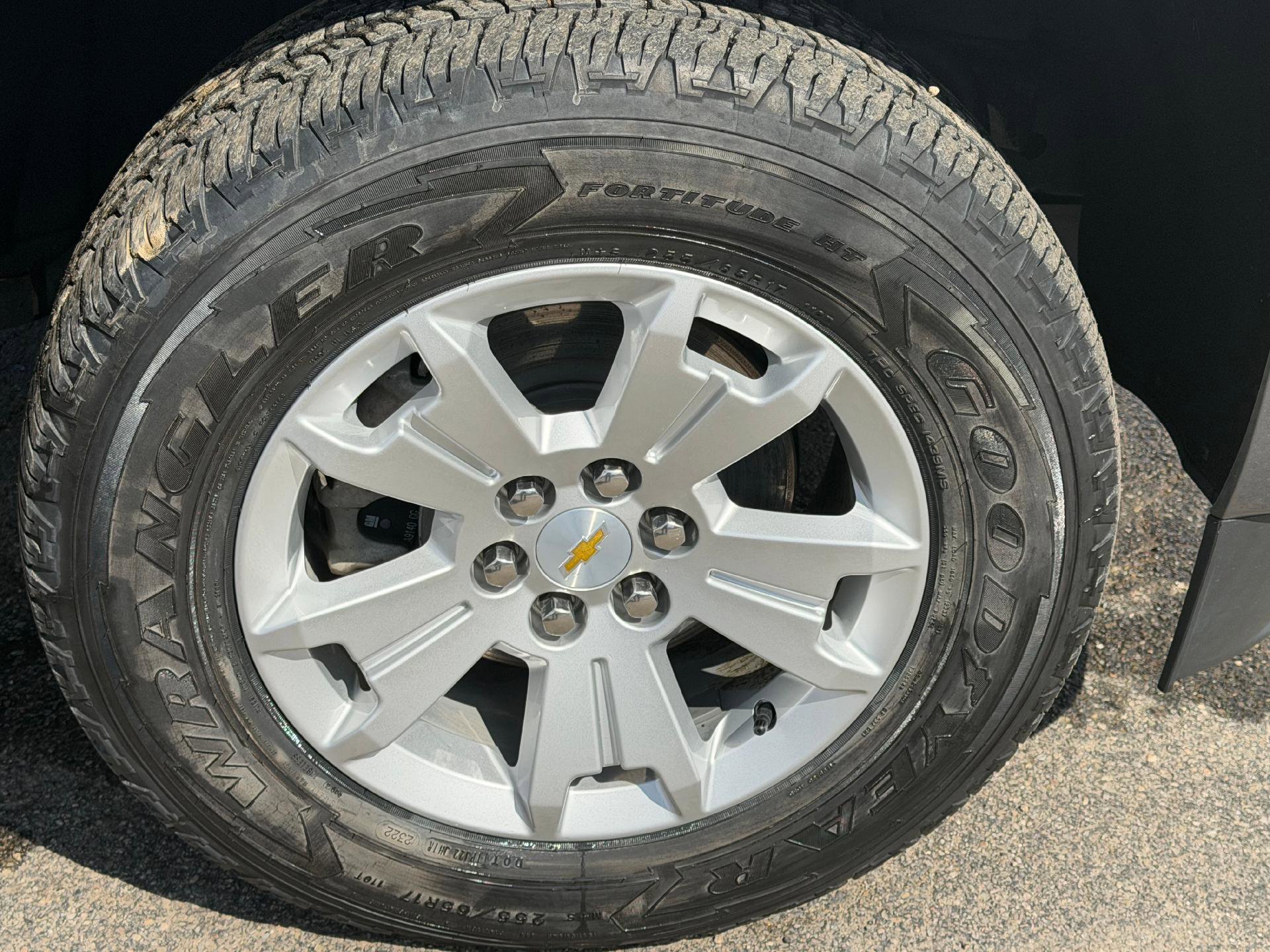 Used 2022 Chevrolet Colorado LT w/ LT Convenience Package image 13