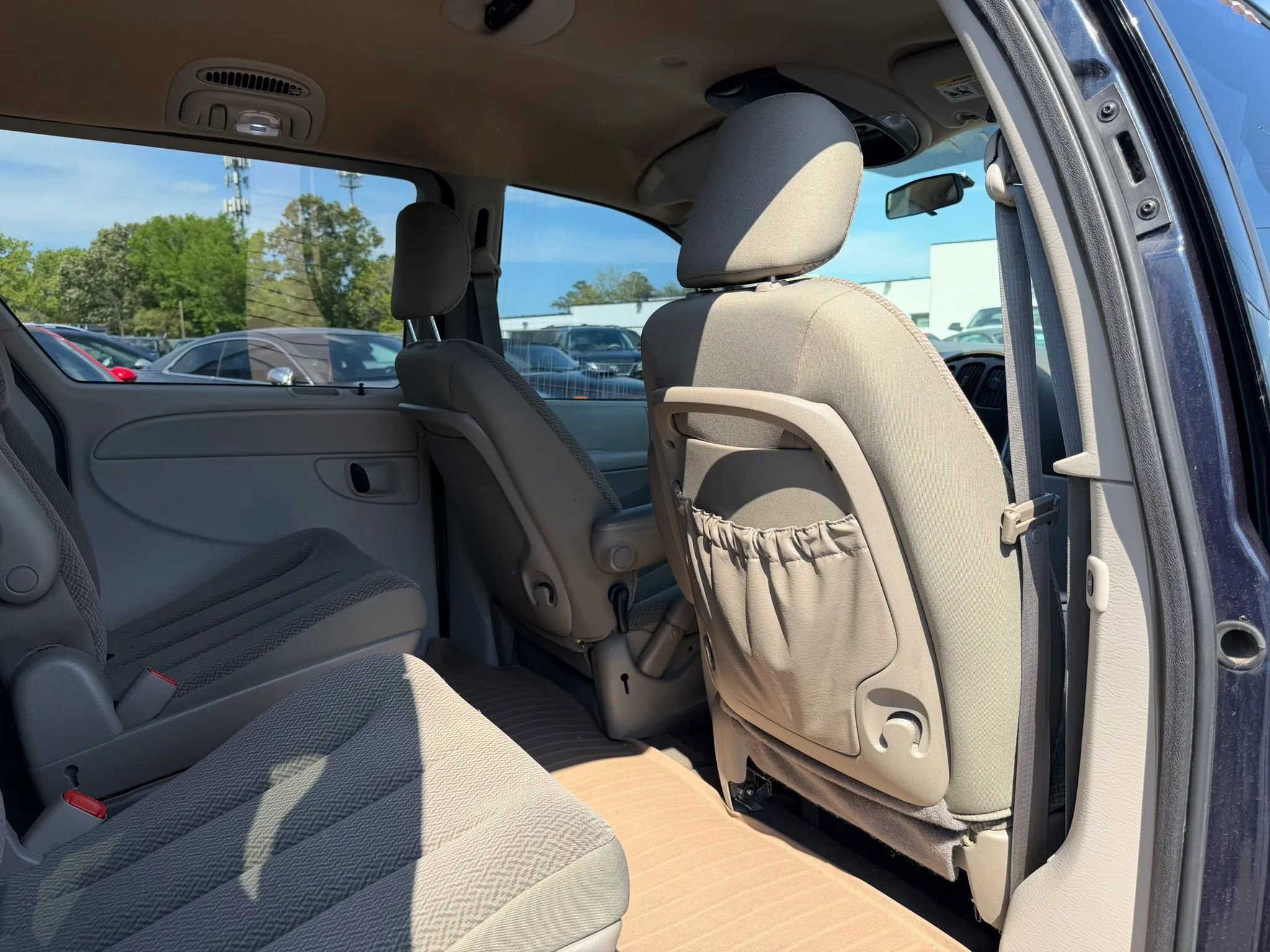 Used 2007 Dodge Grand Caravan SXT FWD image 19