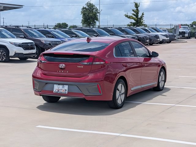 Used 2022 Hyundai Ioniq SE FWD image 5