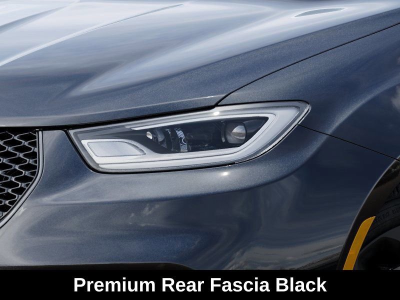 New 2026 Chrysler Pacifica Limited w/ S Appearance Package image 11