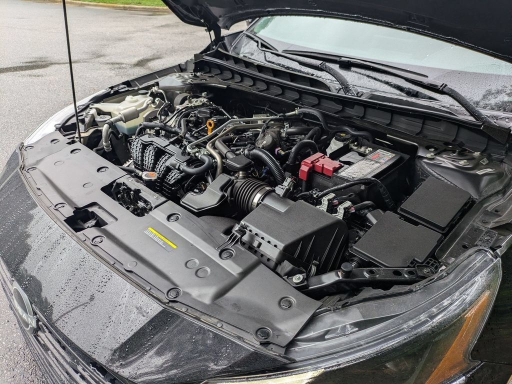 Used 2025 Nissan Altima 2.5 S FWD image 36