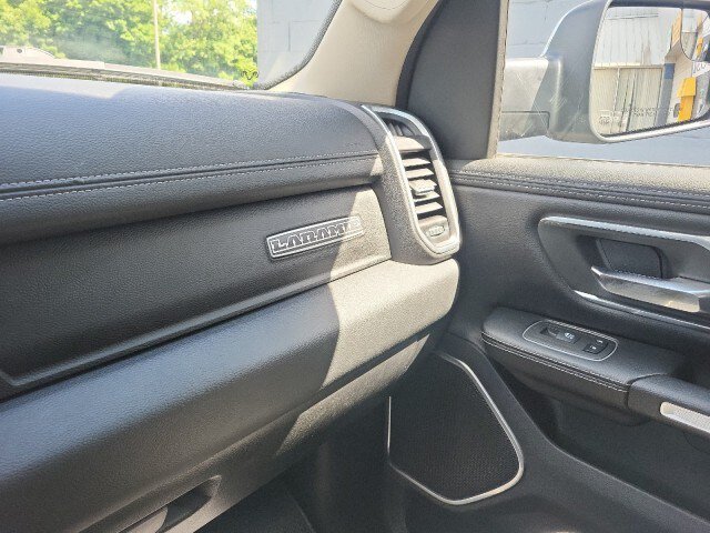 Used 2021 RAM 1500 Laramie AWD/4WD image 17